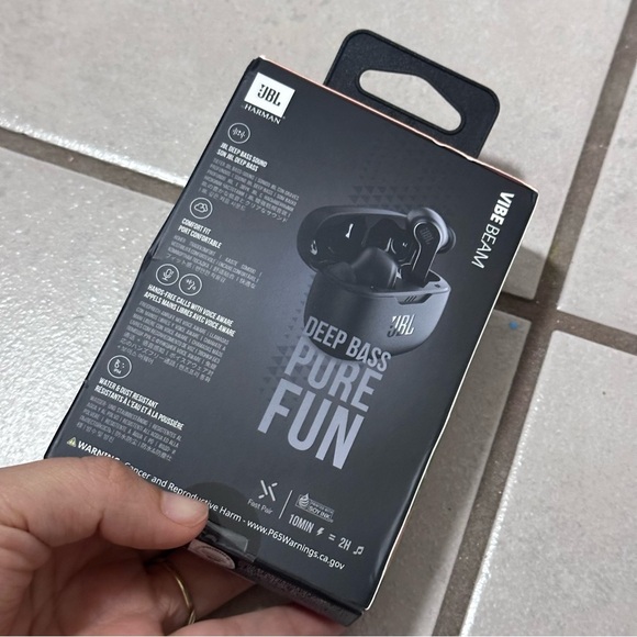 JBL Vibe Beam True Wireless Earbuds Black - Picture 3 of 5